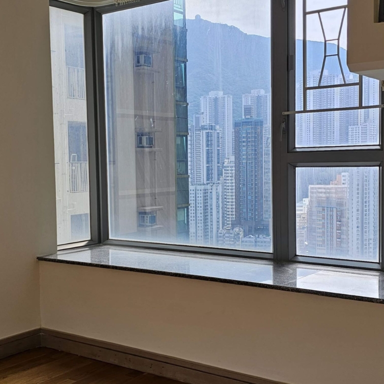 3rd bedroom facing south west